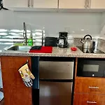 Studio Oasis In Hollywood